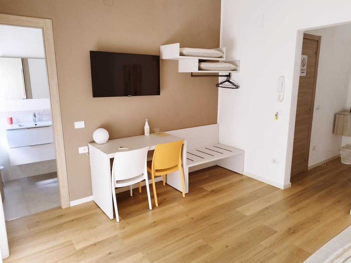 Alcamo Rooms Con Garage Privato Eksteriør bilde