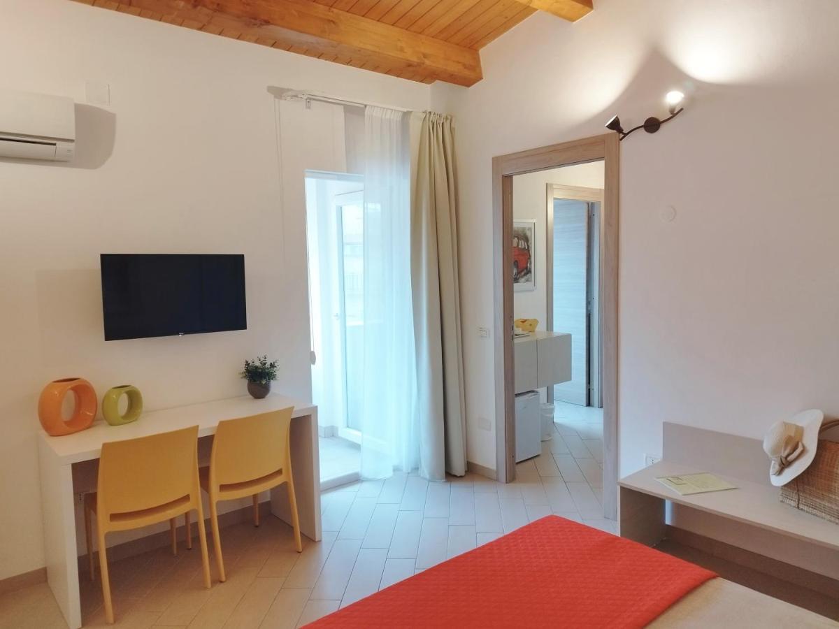 Alcamo Rooms Con Garage Privato Eksteriør bilde