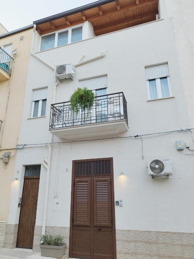 Alcamo Rooms Con Garage Privato Eksteriør bilde