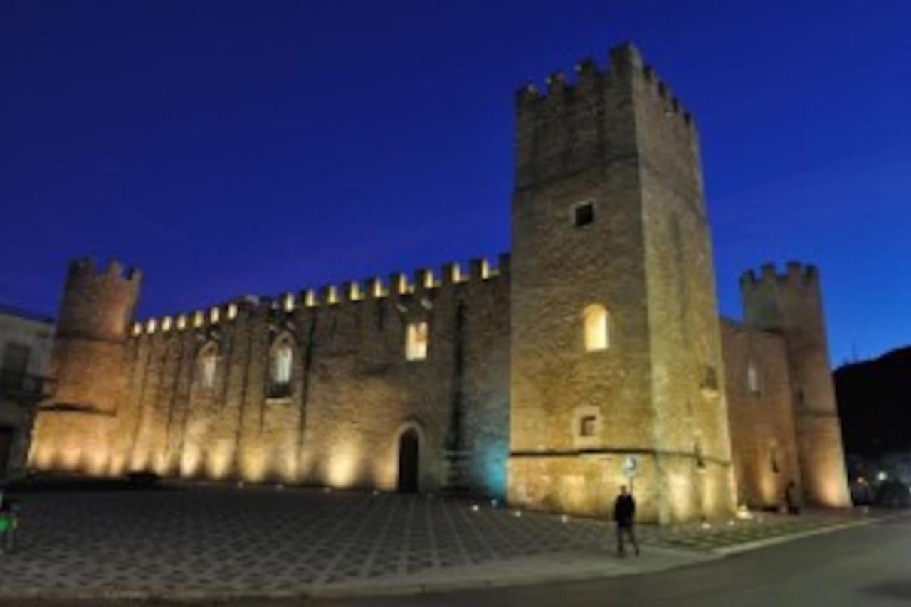 Alcamo Rooms Con Garage Privato Eksteriør bilde